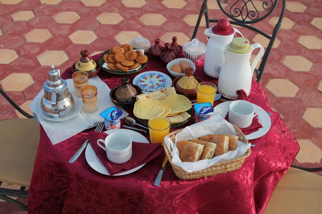 Kasbah Valentine Bed & Breakfast Ait Benhaddou Exterior foto